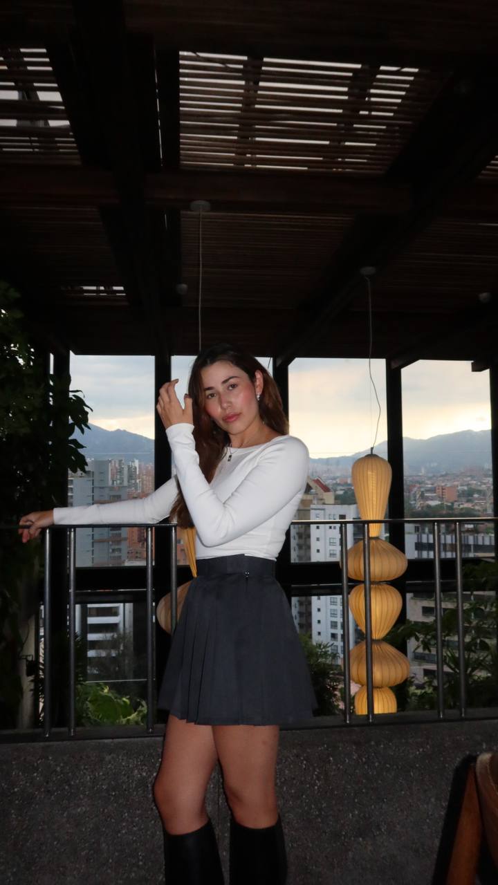 MINI SKIRT