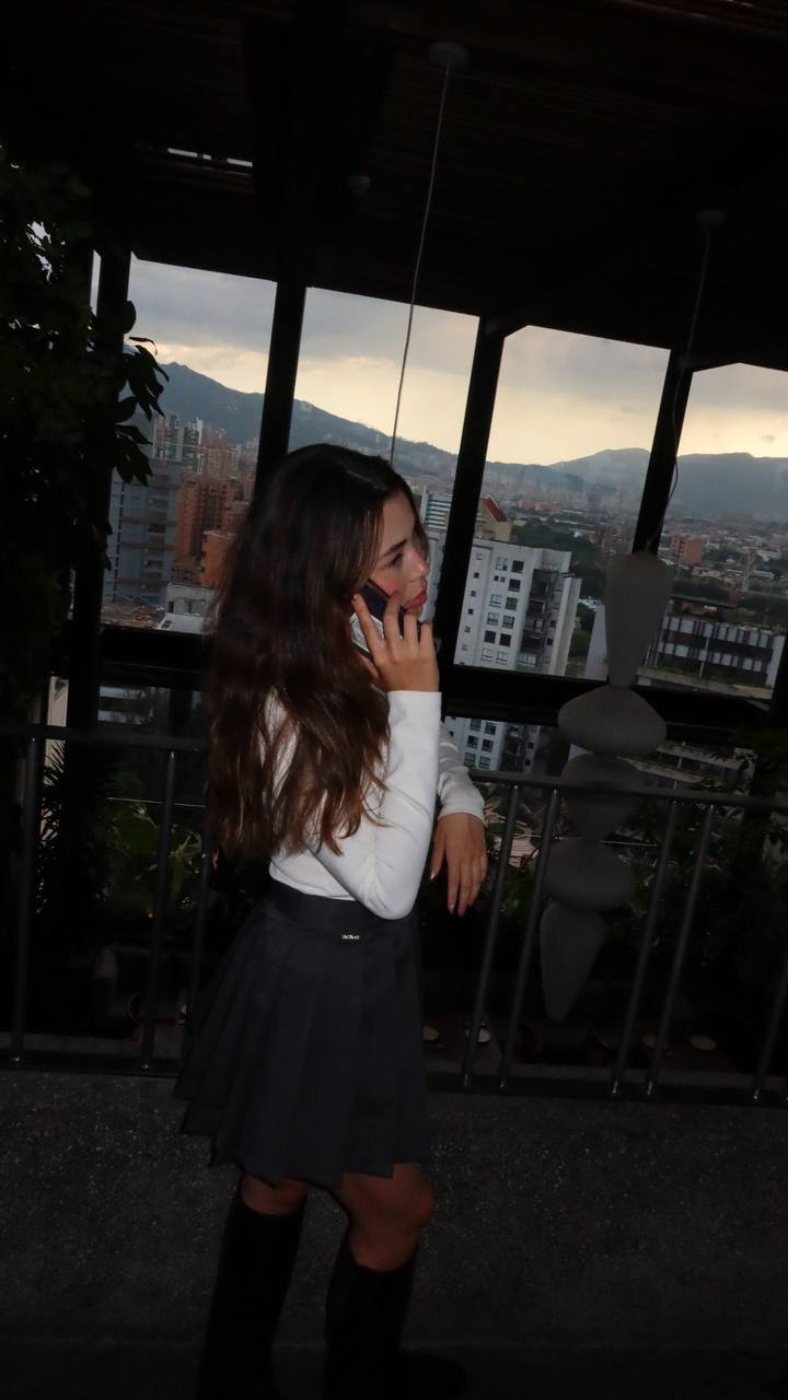 MINI SKIRT